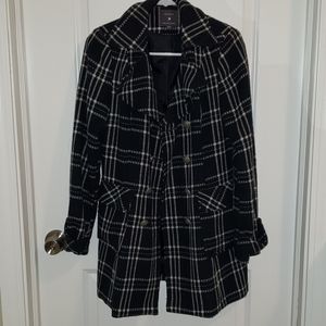 Forever twenty-one coat with added button detail